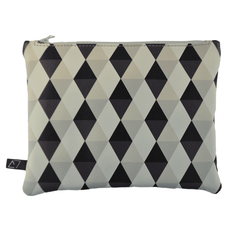 Belt-bag-pochette-rhombus-pattern-detail